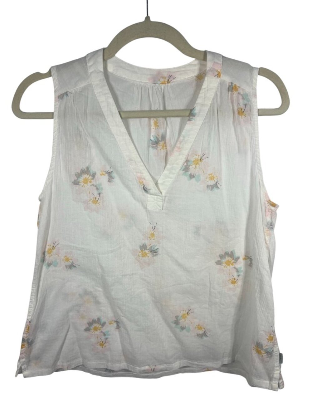 Eddie Bauer Top Womens Medium V Neck Tank Tee Lightweight Sleeveless Breathable